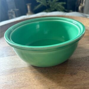 Vibrant Green Ceramic Casserole Dish